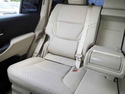 صورة 73 لـ 2023 Toyota LAND CRUISER 300