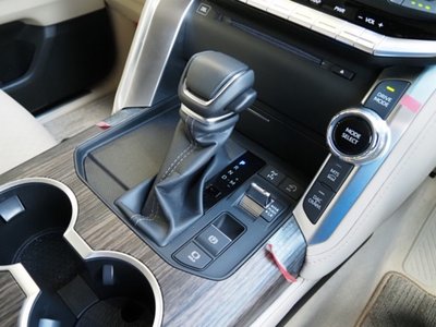 صورة 62 لـ 2023 Toyota LAND CRUISER 300
