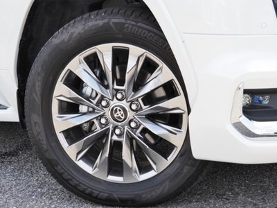 صورة 19 لـ 2023 Toyota LAND CRUISER 300
