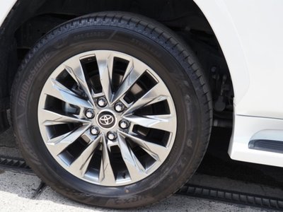 صورة 22 لـ 2023 Toyota LAND CRUISER 300