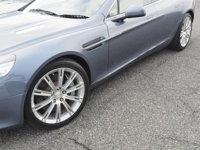 صورة 52 لـ 2011 Aston Martin RAPIDE