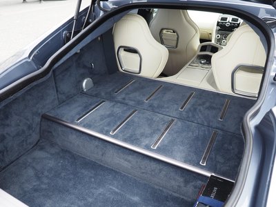 صورة 35 لـ 2011 Aston Martin RAPIDE