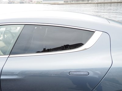 صورة 27 لـ 2011 Aston Martin RAPIDE