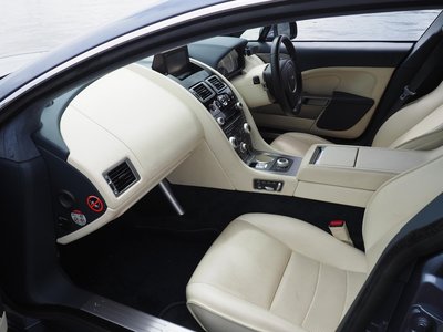 صورة 36 لـ 2011 Aston Martin RAPIDE