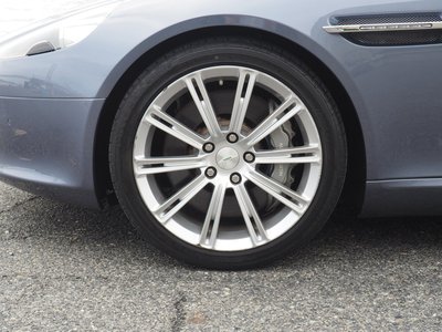 صورة 50 لـ 2011 Aston Martin RAPIDE
