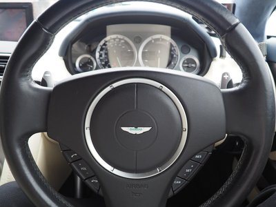 صورة 18 لـ 2011 Aston Martin RAPIDE