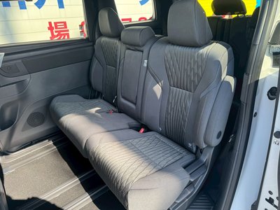 2026 Toyota ALPHARD — фото 5