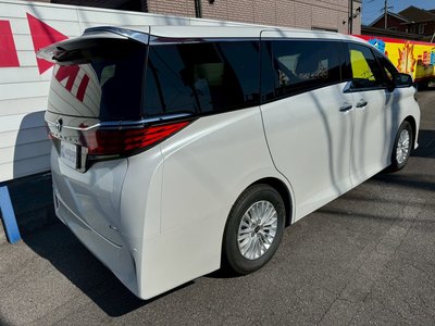 2026 Toyota ALPHARD — фото 13