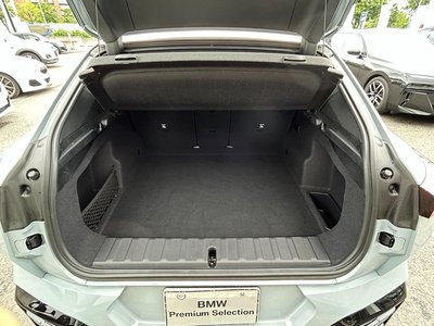 صورة 25 لـ 2024 BMW IX2