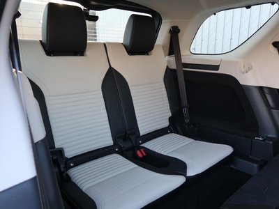 2025 LAND Rover DISCOVERY — фото 10