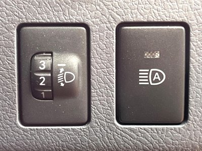 2024 Toyota LAND CRUISER 70 — миниатюра 33