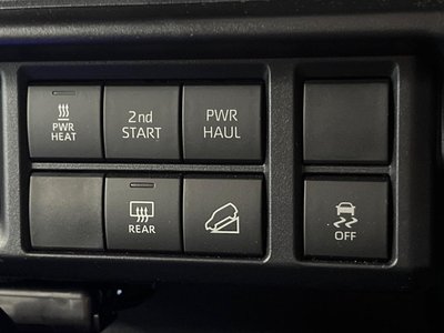 2024 Toyota LAND CRUISER 70 — миниатюра 48