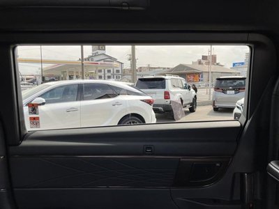 صورة 49 لـ 2026 Toyota ALPHARD