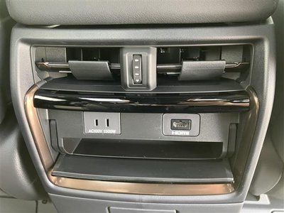 صورة 44 لـ 2026 Toyota ALPHARD