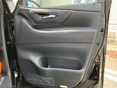 صورة 38 لـ 2026 Toyota ALPHARD