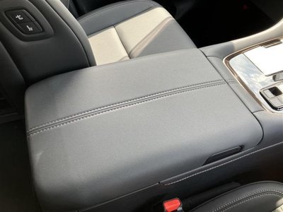 صورة 29 لـ 2026 Toyota ALPHARD