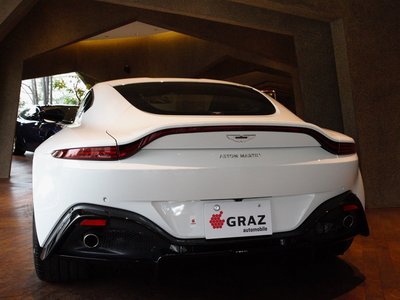 2019 Aston Martin VANTAGE — миниатюра 7
