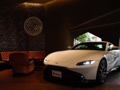 2019 Aston Martin VANTAGE — миниатюра 8