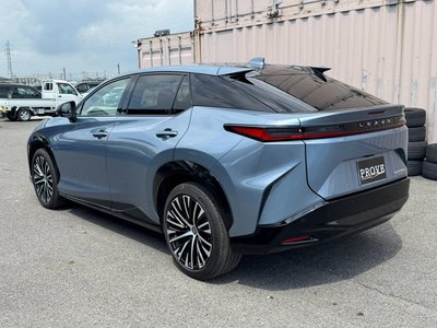 صورة 16 لـ 2023 Lexus RZ