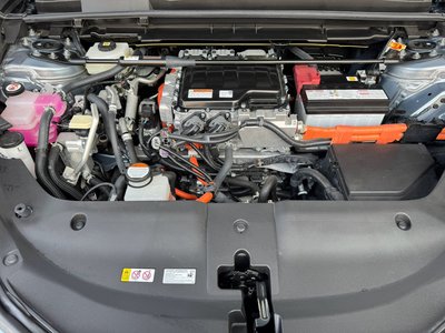 صورة 2 لـ 2023 Lexus RZ