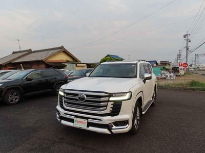 صورة 3 لـ 2023 Toyota LAND CRUISER 300