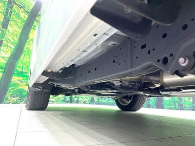 صورة 40 لـ 2023 Toyota LAND CRUISER 300