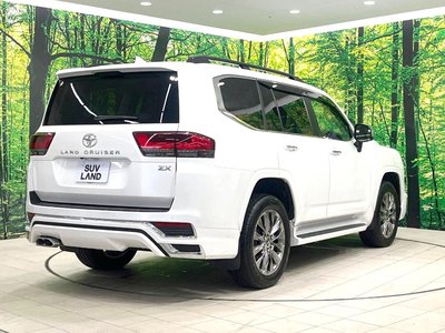 صورة 22 لـ 2023 Toyota LAND CRUISER 300