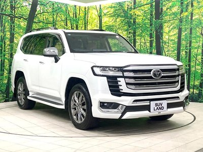صورة 21 لـ 2023 Toyota LAND CRUISER 300