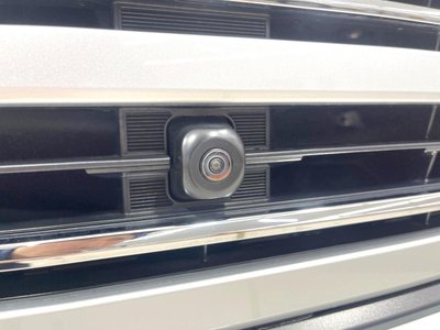 صورة 79 لـ 2023 Toyota LAND CRUISER 300