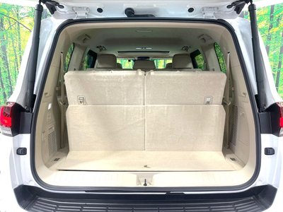 صورة 43 لـ 2023 Toyota LAND CRUISER 300
