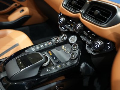 2023 Aston Martin V12 VANTAGE ROADSTER 缩略图 14