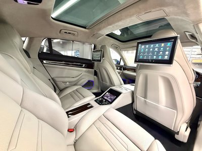 2017 Porsche PANAMERA thumbnail 49