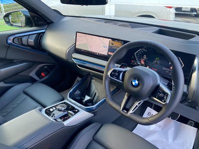 صورة 12 لـ 2025 BMW X3