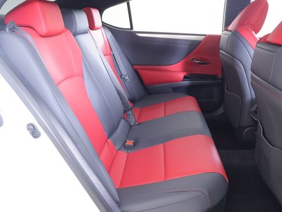 2023 Lexus ES photo 16
