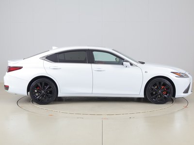 2023 Lexus ES photo 4