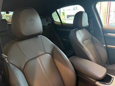 صورة 25 لـ 2025 ALFA Romeo STELVIO