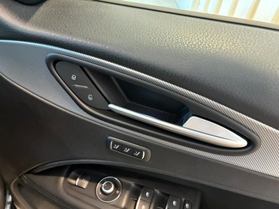 صورة 22 لـ 2025 ALFA Romeo STELVIO