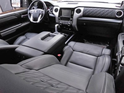 صورة 15 لـ 2017 Toyota TUNDRA