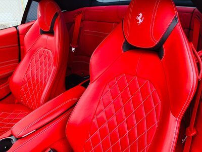 2014 Ferrari CALIFORNIA T 照片 31