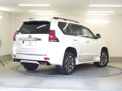 2023 Toyota LAND CRUISER PRADO 照片 2