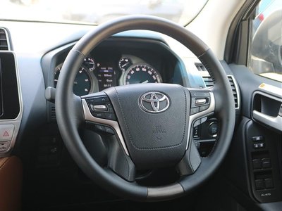 صورة 12 لـ 2021 Toyota LAND CRUISER PRADO