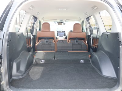 صورة 62 لـ 2021 Toyota LAND CRUISER PRADO