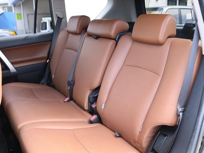 صورة 10 لـ 2021 Toyota LAND CRUISER PRADO