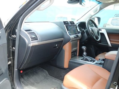 صورة 5 لـ 2021 Toyota LAND CRUISER PRADO