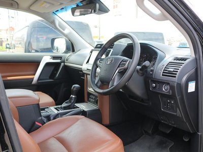 صورة 6 لـ 2021 Toyota LAND CRUISER PRADO
