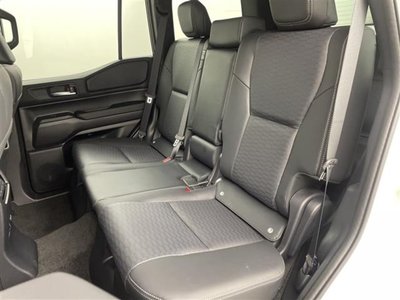 صورة 27 لـ 2025 Toyota LAND CRUISER 250