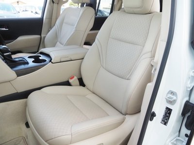 2024 Toyota LAND CRUISER 300 — фото 24