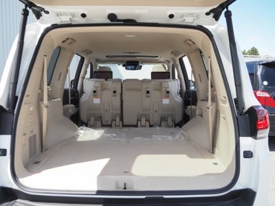 2024 Toyota LAND CRUISER 300 — фото 38