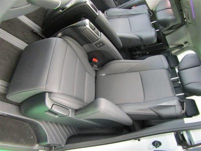 2023 Toyota ALPHARD — фото 44