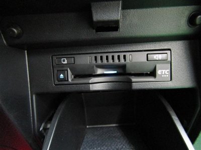 2023 Toyota ALPHARD — фото 27